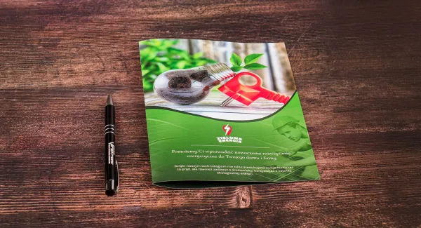 Flyer mit Einbruchfalz.