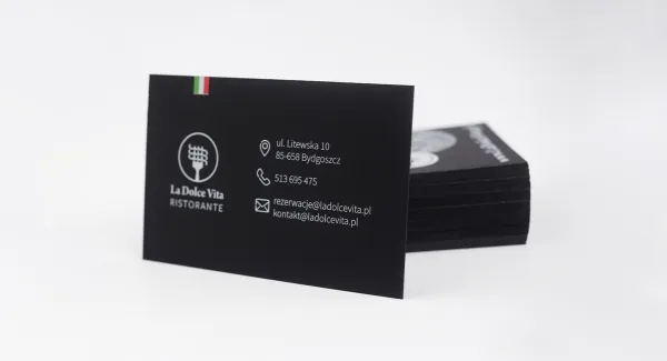 wizytówki na papierach ozdobnych